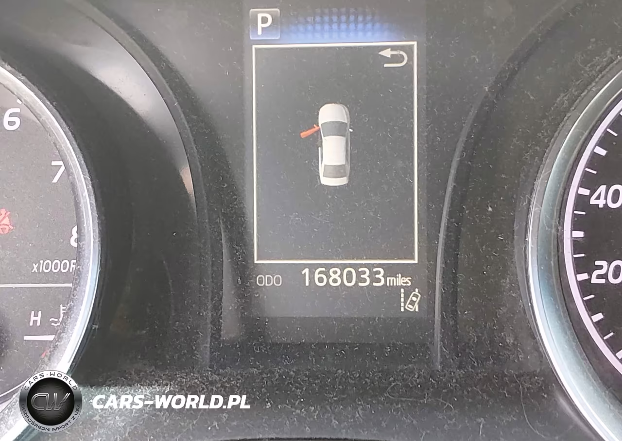 2018 Toyota Camry Le VIN:4T1B11HK9JU556069 - 15