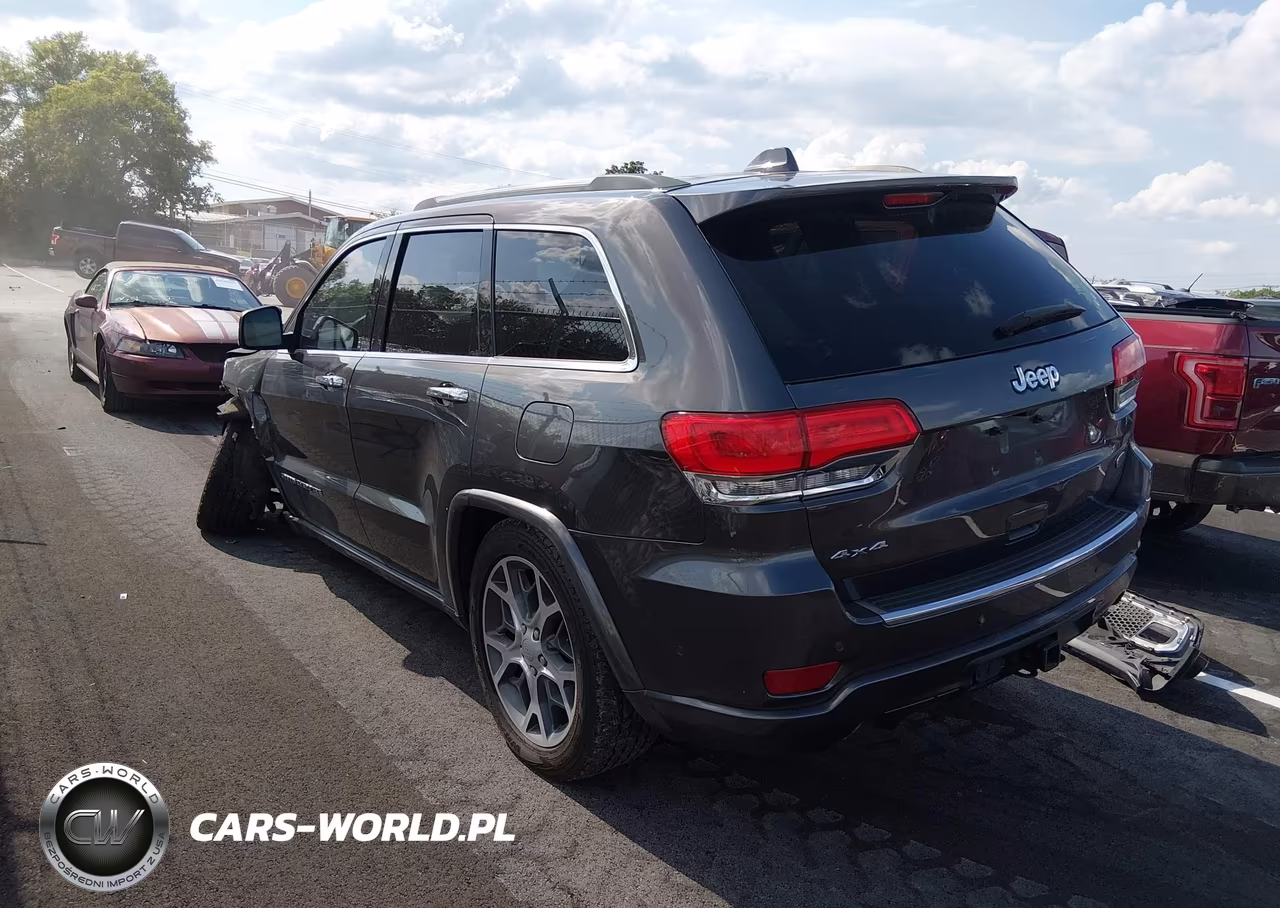 2020 Jeep Grand Cherokee Overland 4X4 VIN:1C4RJFCG0LC289920 - 3