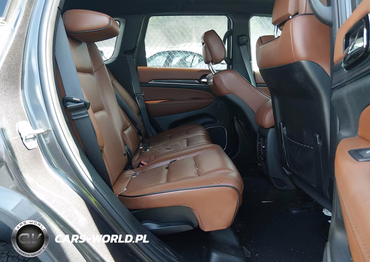 2020 Jeep Grand Cherokee Overland 4X4 VIN:1C4RJFCG0LC289920 - 8