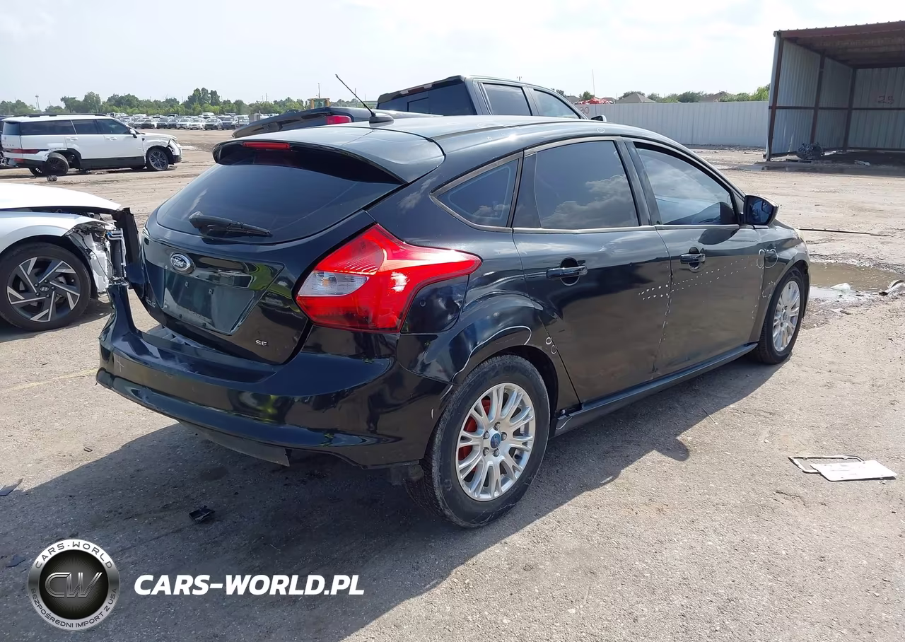 2012 Ford Focus Se VIN:1FAHP3K21CL437190 - 4