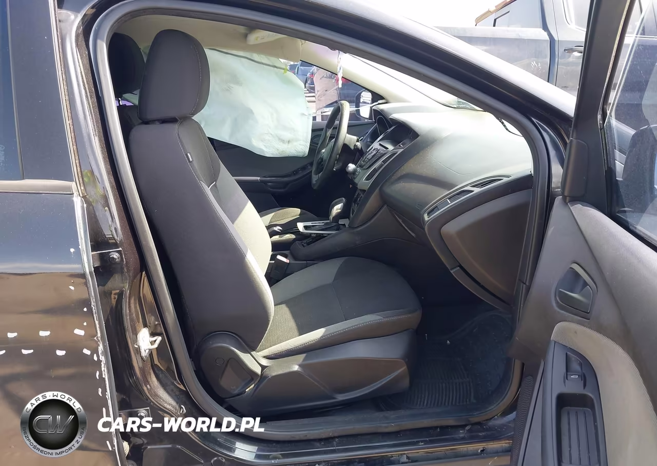 2012 Ford Focus Se VIN:1FAHP3K21CL437190 - 5