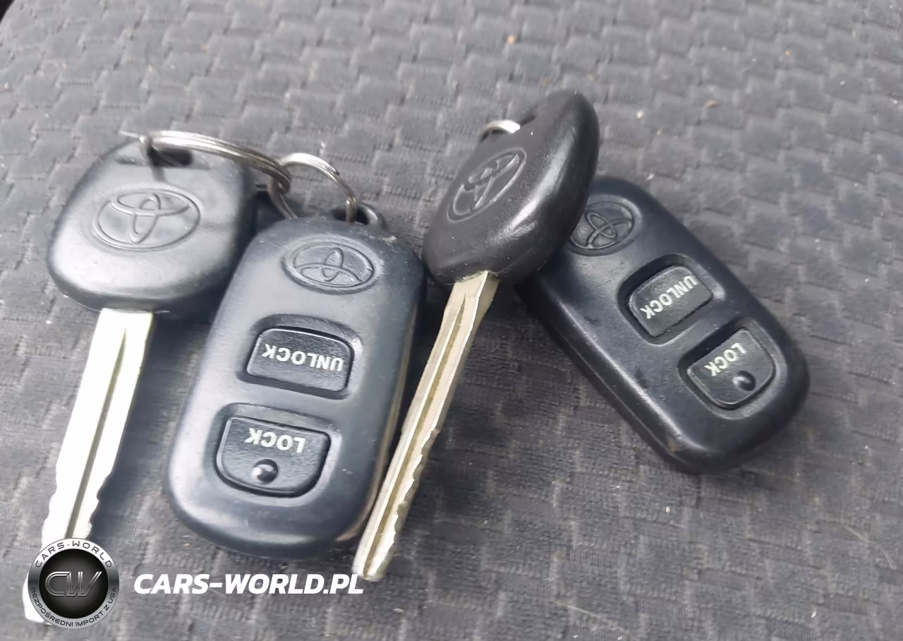 2007 Toyota Corolla S VIN:1NXBR32E57Z872214 - 11