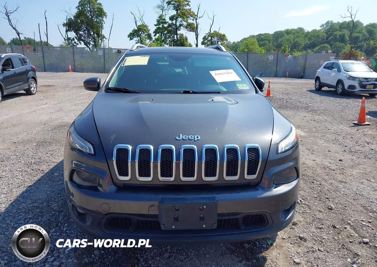 2015 Jeep Cherokee Latitude VIN:1C4PJMCS7FW625050 - 12