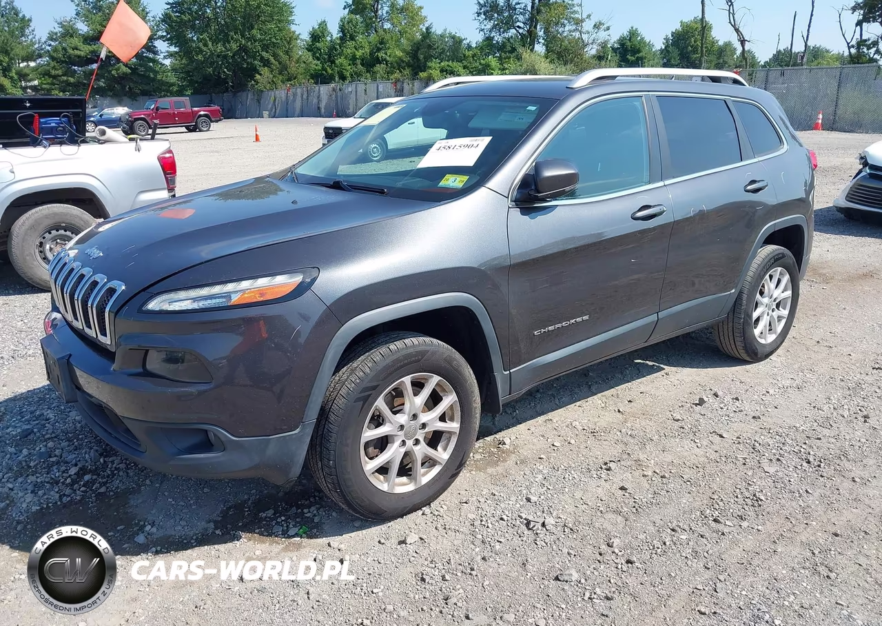 2015 Jeep Cherokee Latitude VIN:1C4PJMCS7FW625050 - 2