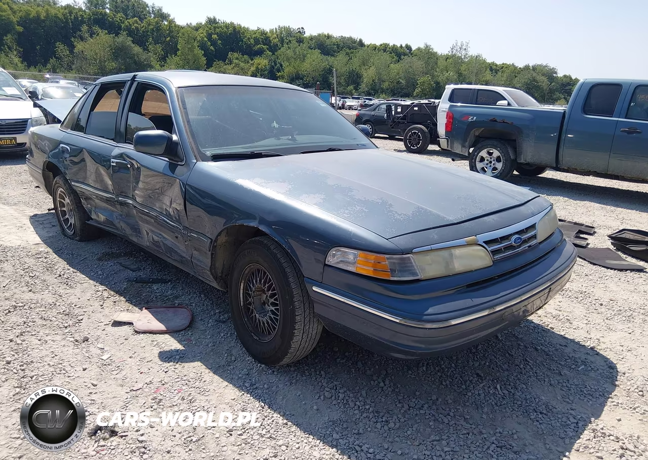 1997 Ford Crown Victoria Lx