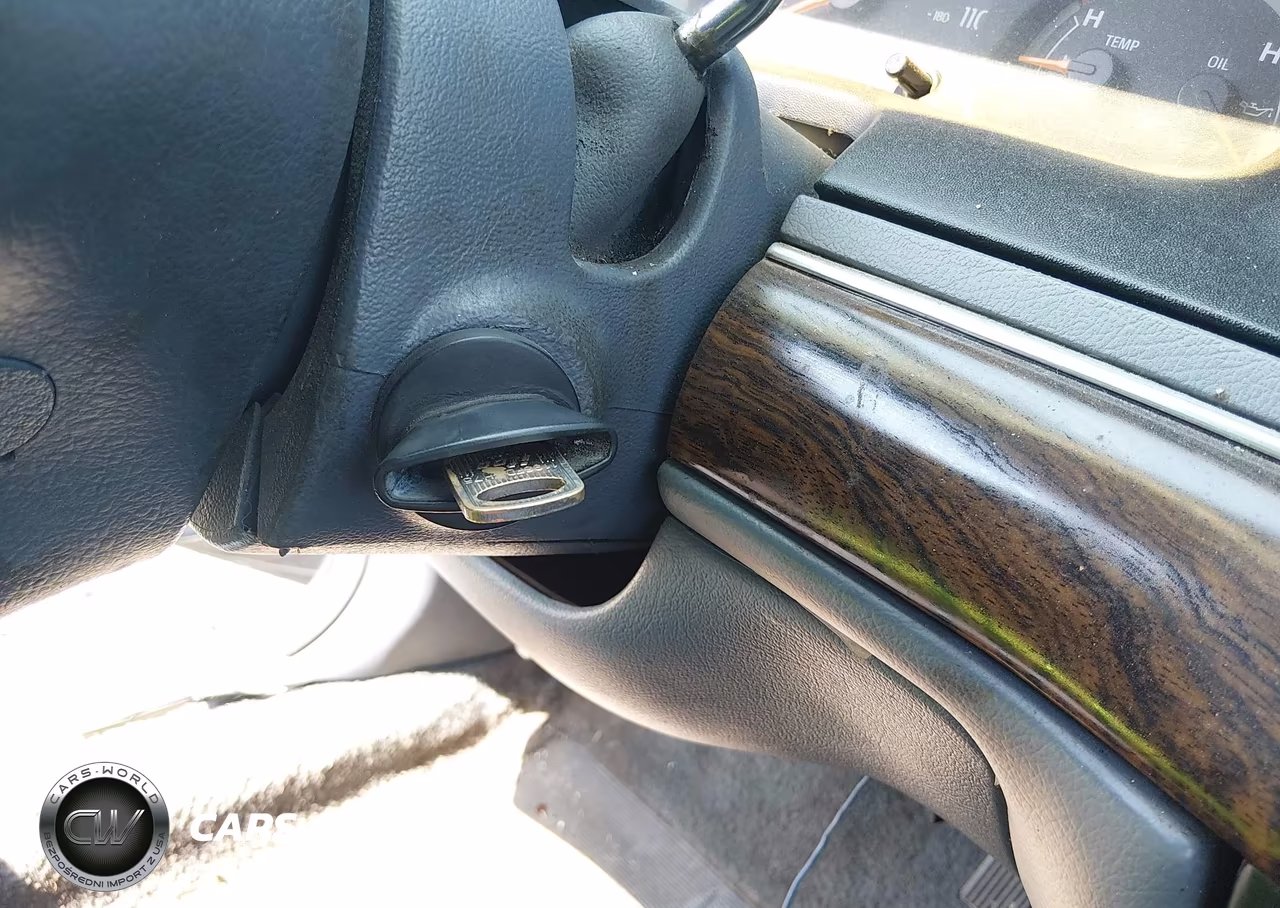 1997 Ford Crown Victoria Lx VIN:2FALP74W6VX228308 - 11