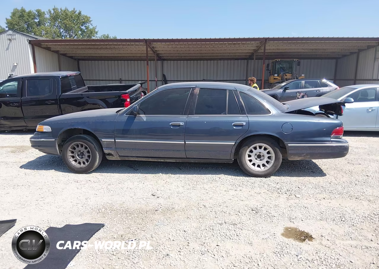 1997 Ford Crown Victoria Lx VIN:2FALP74W6VX228308 - 14