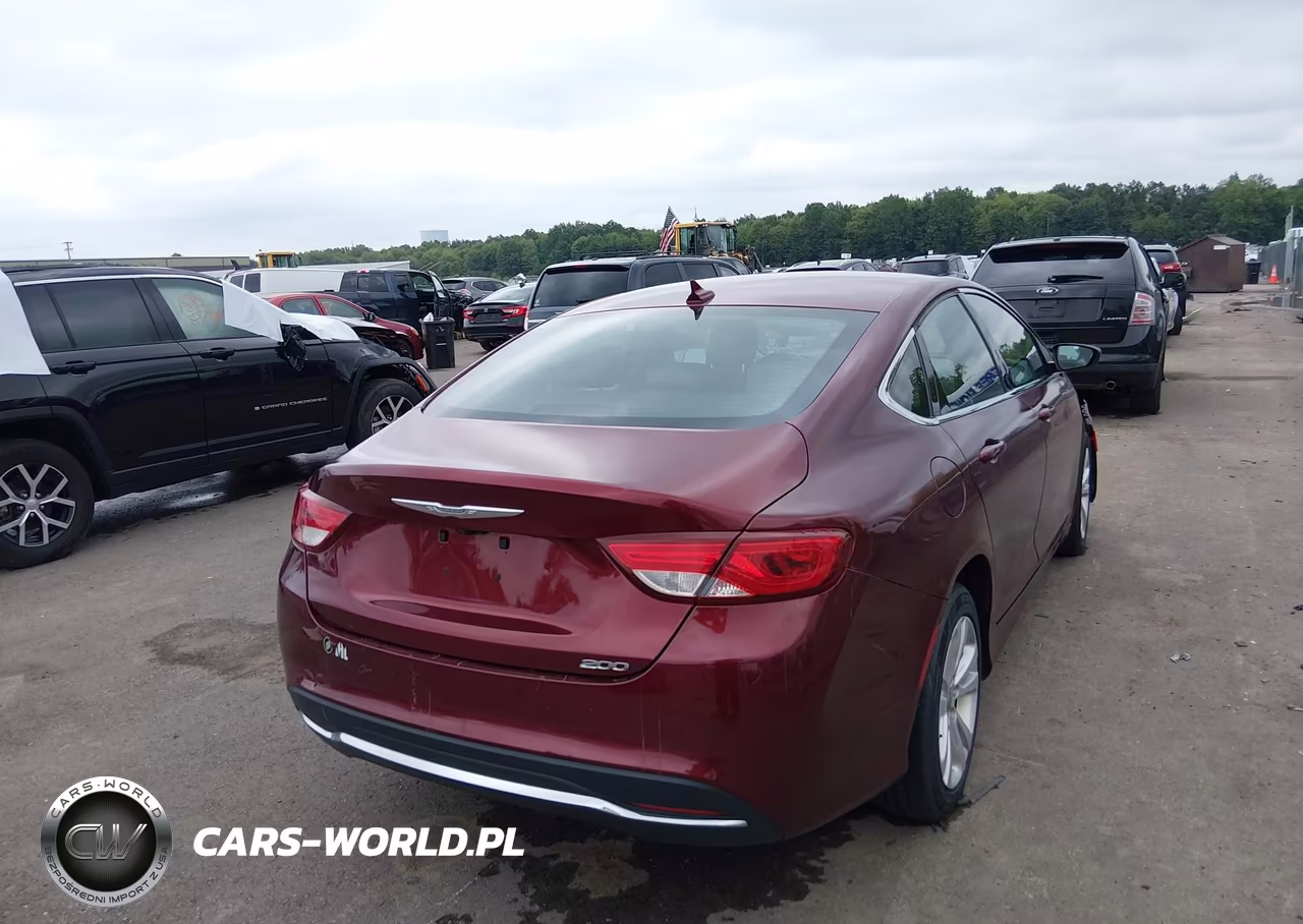 2016 Chrysler 200 Limited VIN:1C3CCCAB7GN191410 - 4