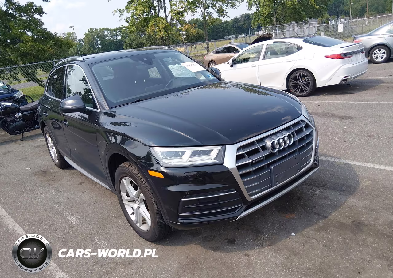 2018 Audi Q5 2.0T Premium-2.0T Tech Premium