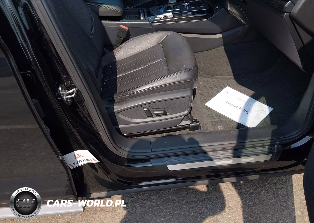 2018 Audi Q5 2.0T Premium-2.0T Tech Premium VIN:WA1BNAFY4J2169225 - 16