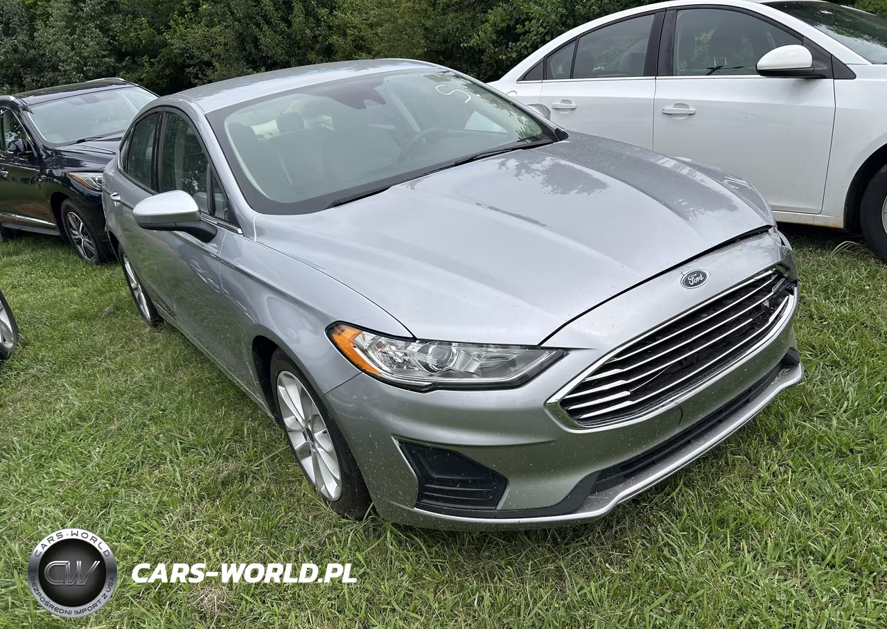 2020 Ford Fusion Se – zdjęcie 1 z 11