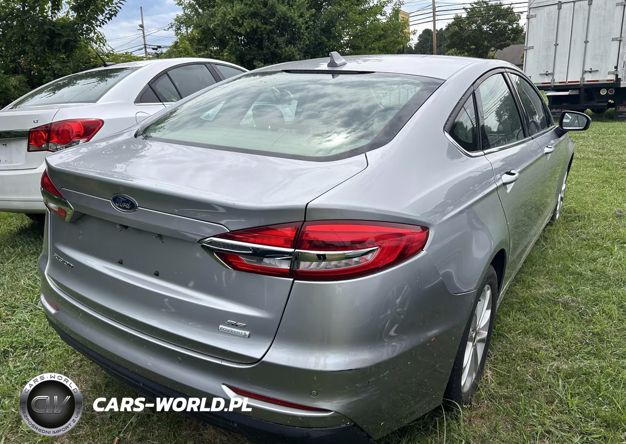 2020 Ford Fusion Se VIN:3FA6P0HD3LR195602 - 4