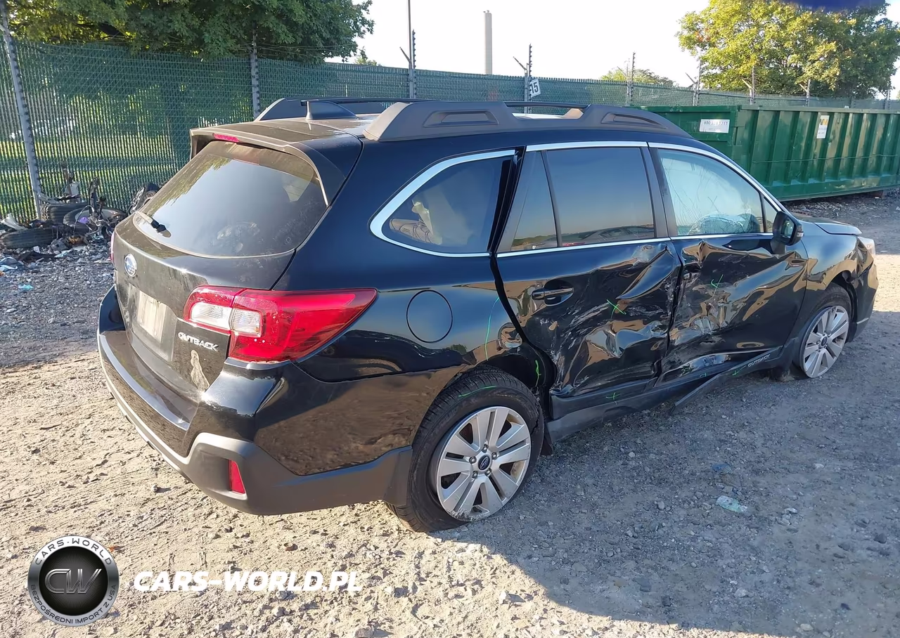 2019 Subaru Outback 2.5I Premium VIN:4S4BSAHC1K3338477 - 4