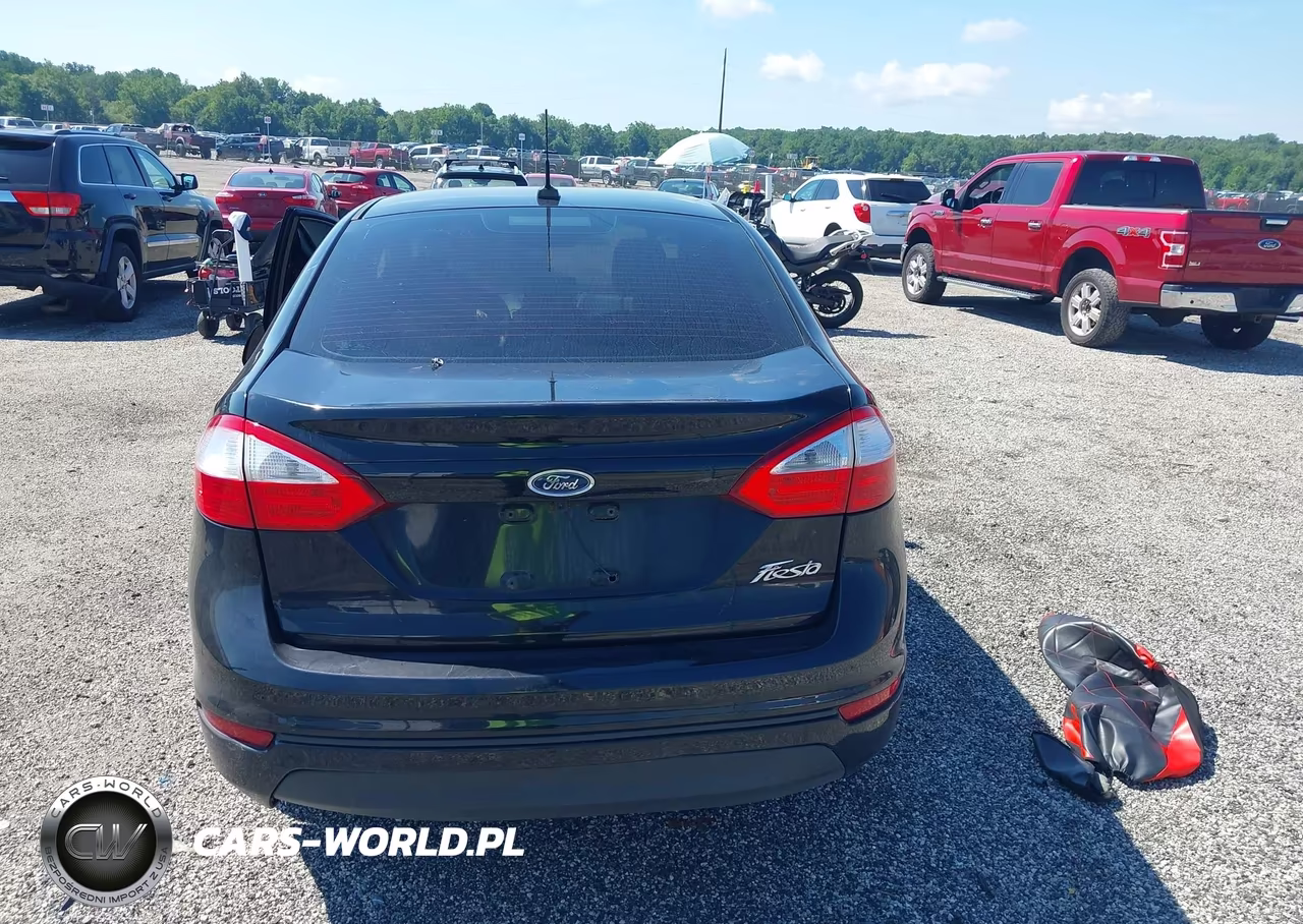 2017 Ford Fiesta S VIN:3FADP4AJ9HM134614 - 16