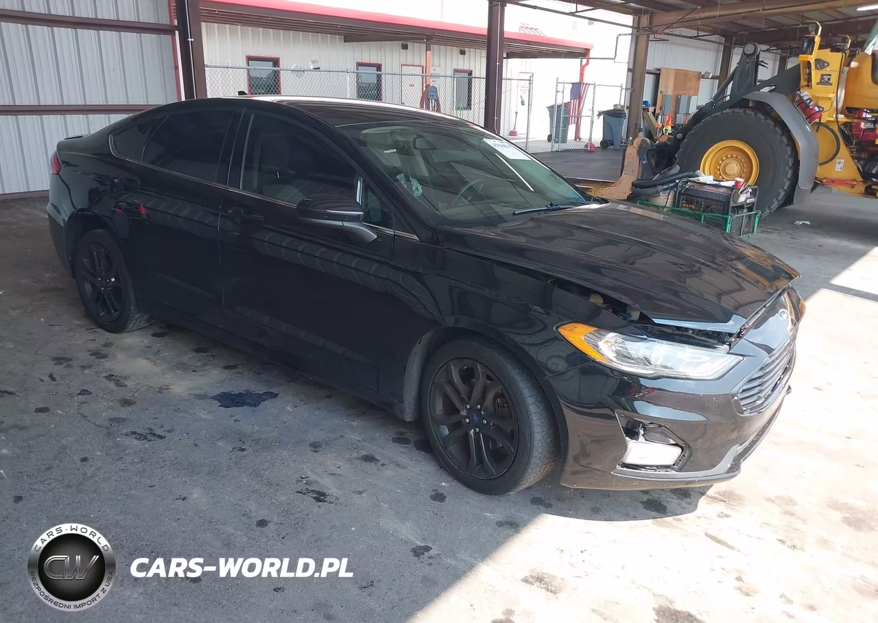 2020 Ford Fusion Se – zdjęcie 1 z 17