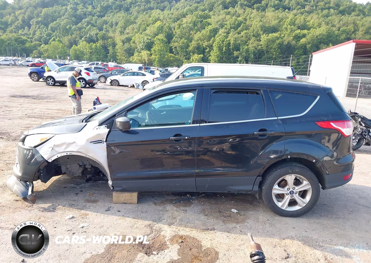2015 Ford Escape Se VIN:1FMCU0G70FUB17370 - 15