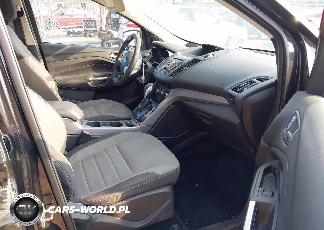 2015 Ford Escape Se VIN:1FMCU0G70FUB17370 - 5