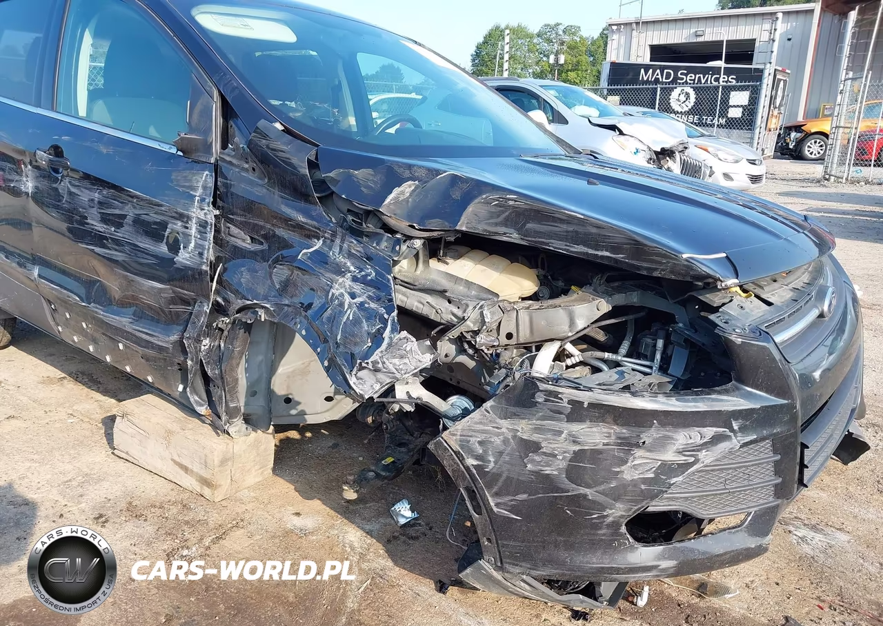 2015 Ford Escape Se VIN:1FMCU0G70FUB17370 - 6