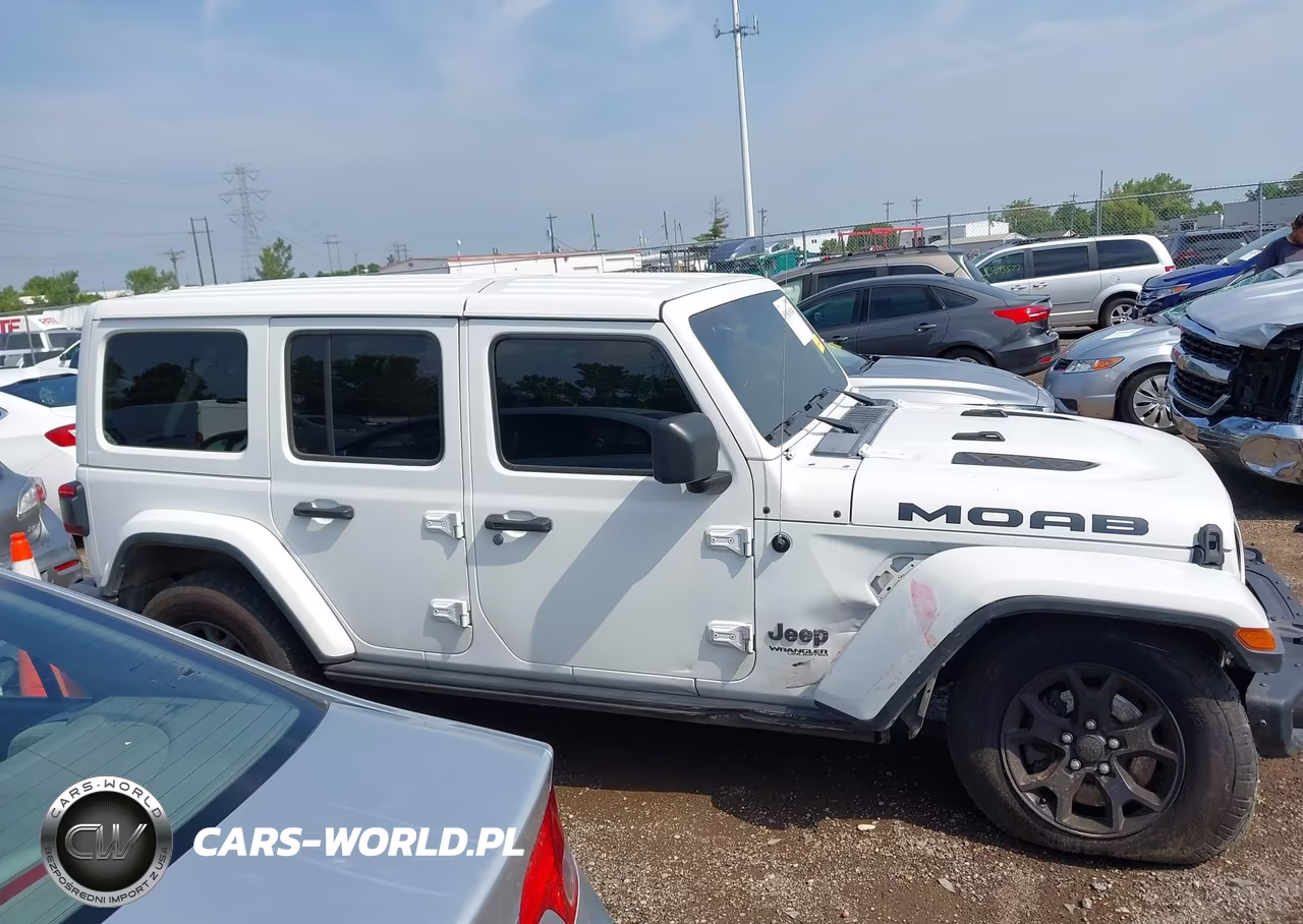 2019 Jeep Wrangler Unlimited Moab 4X4 VIN:1C4HJXEG5KW575533 - 13