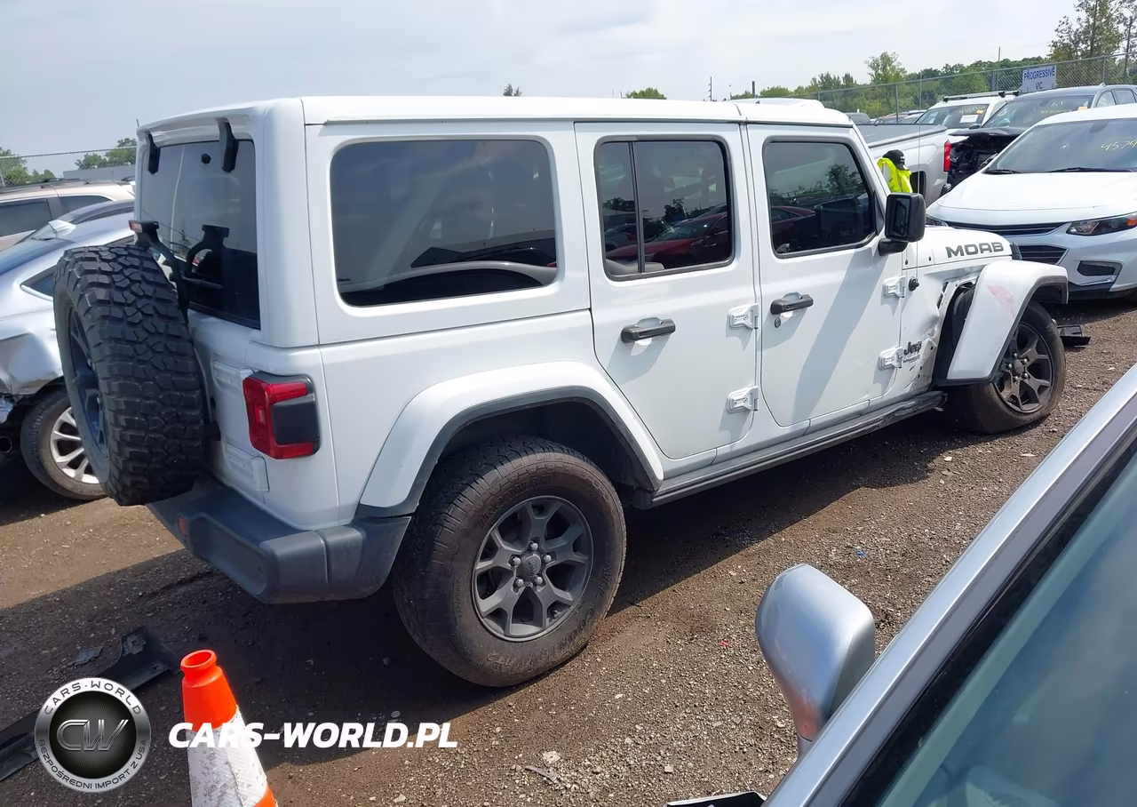 2019 Jeep Wrangler Unlimited Moab 4X4 VIN:1C4HJXEG5KW575533 - 4