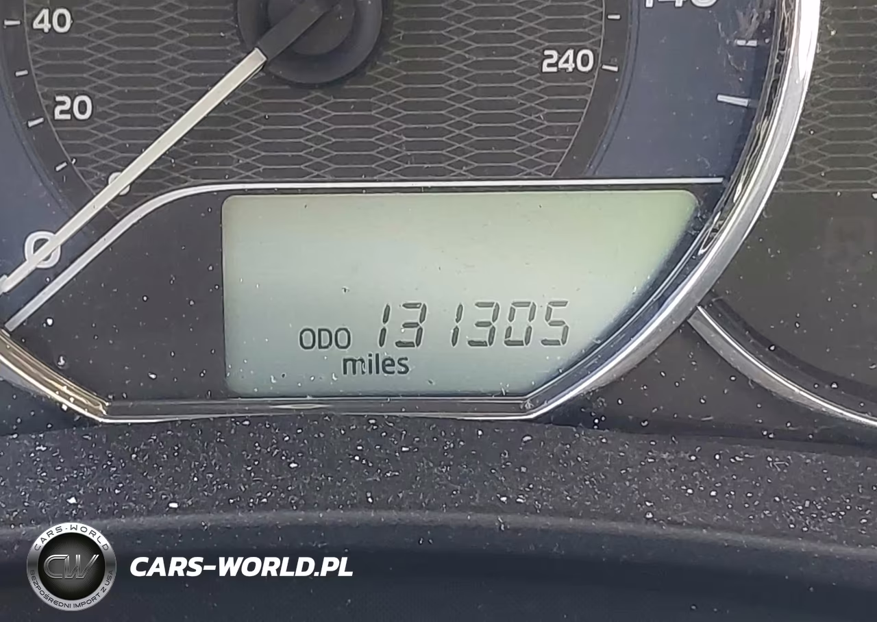 2016 Toyota Corolla Le VIN:2T1BURHE3GC696841 - 14