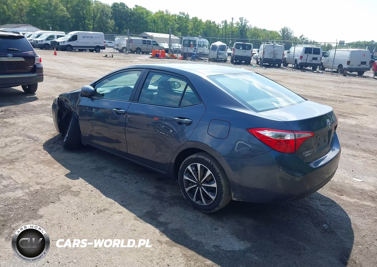 2016 Toyota Corolla Le VIN:2T1BURHE3GC696841 - 3