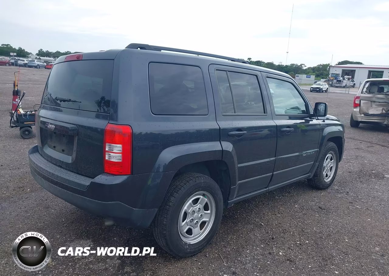 2016 Jeep Patriot Sport VIN:1C4NJPBB0GD548755 - 4