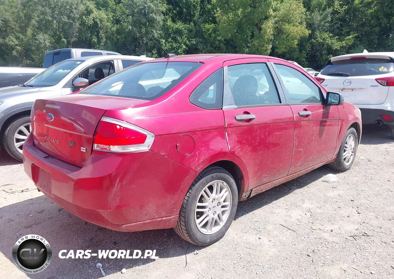 2010 Ford Focus Se VIN:1FAHP3FN3AW291293 - 4
