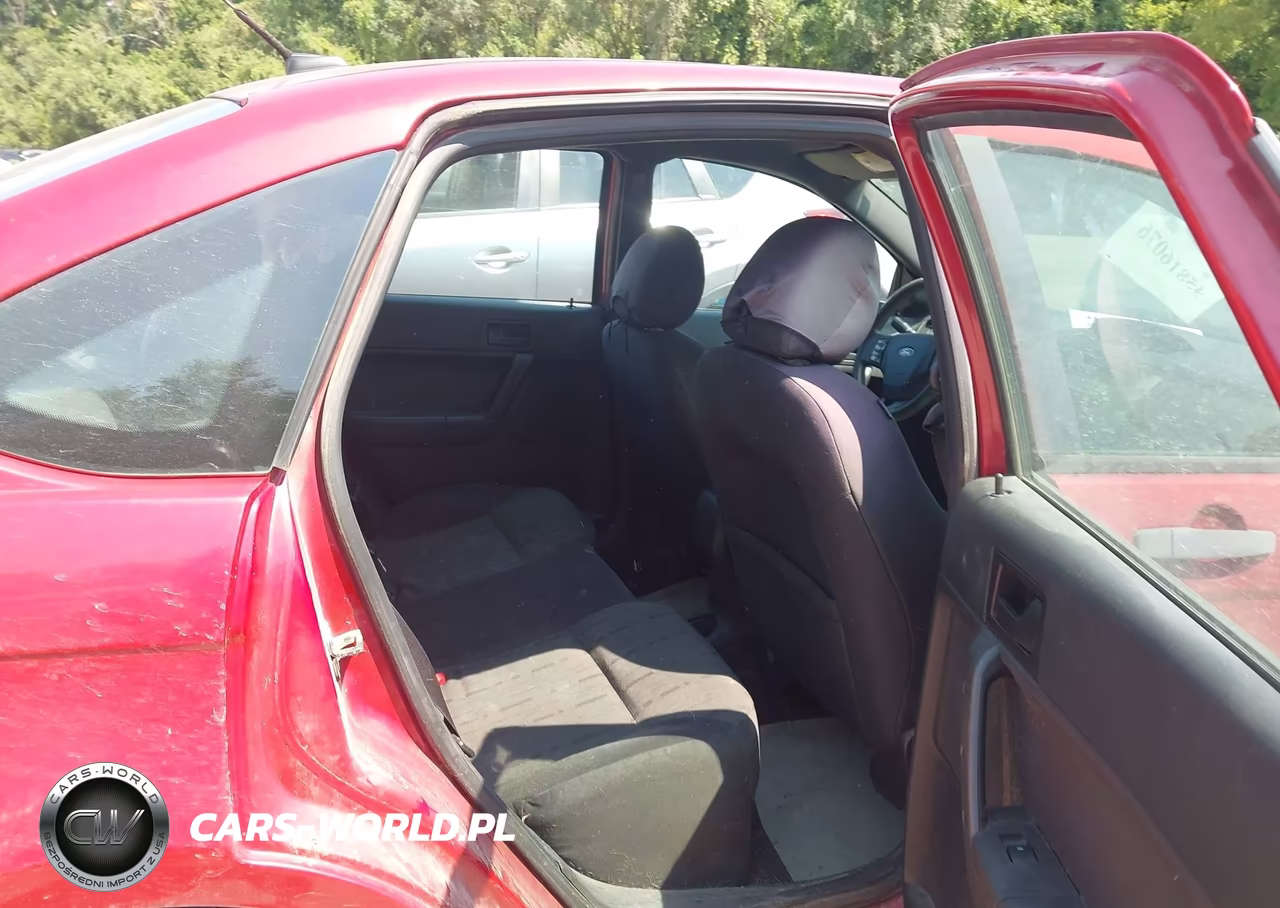 2010 Ford Focus Se VIN:1FAHP3FN3AW291293 - 8