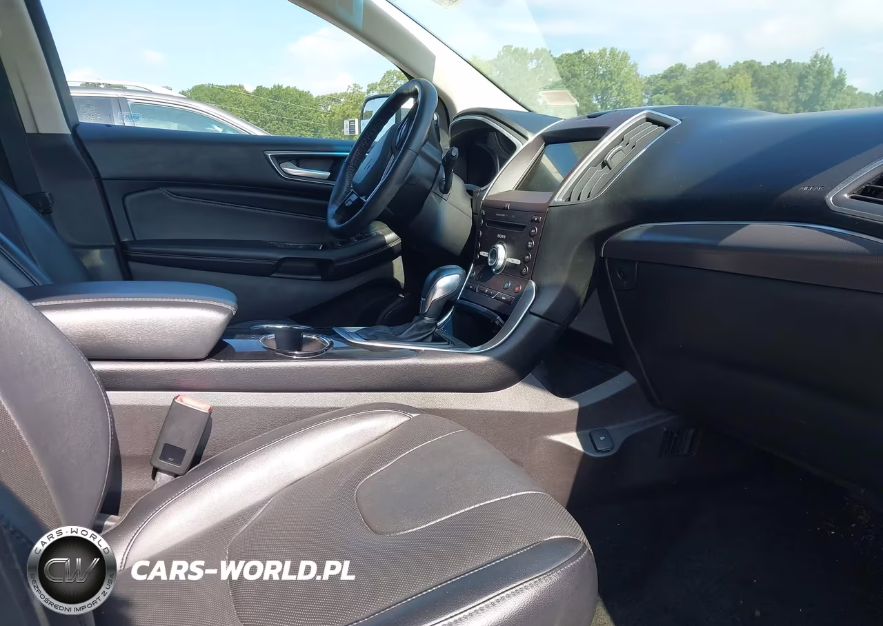 2018 Ford Edge Titanium VIN:2FMPK3K94JBB15511 - 5