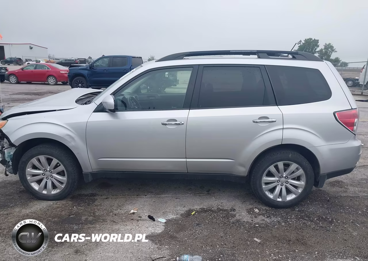 2011 Subaru Forester 2.5X Limited VIN:JF2SHAEC5BH709975 - 14