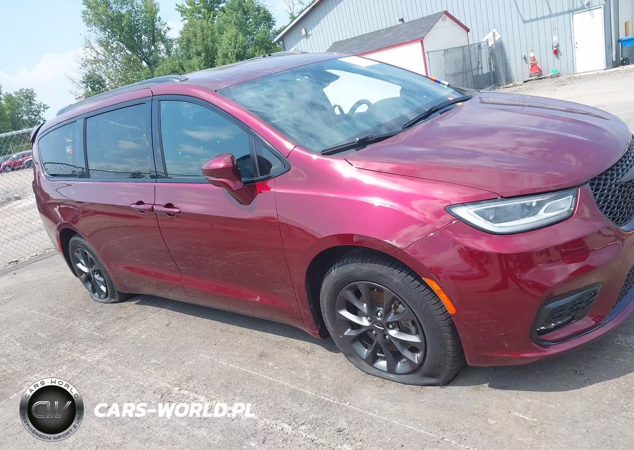 2021 Chrysler Pacifica Touring L VIN:2C4RC1BG7MR500683 - 13