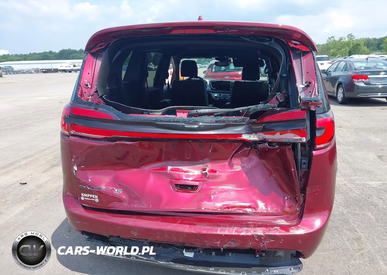 2021 Chrysler Pacifica Touring L VIN:2C4RC1BG7MR500683 - 16