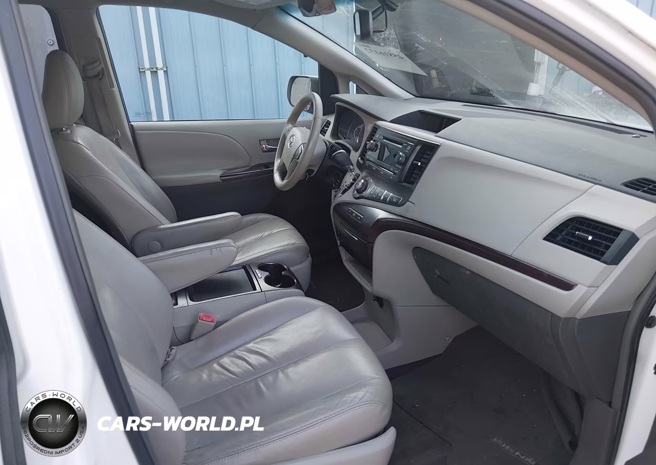 2011 Toyota Sienna Xle V6 VIN:5TDYK3DC0BS014936 - 5