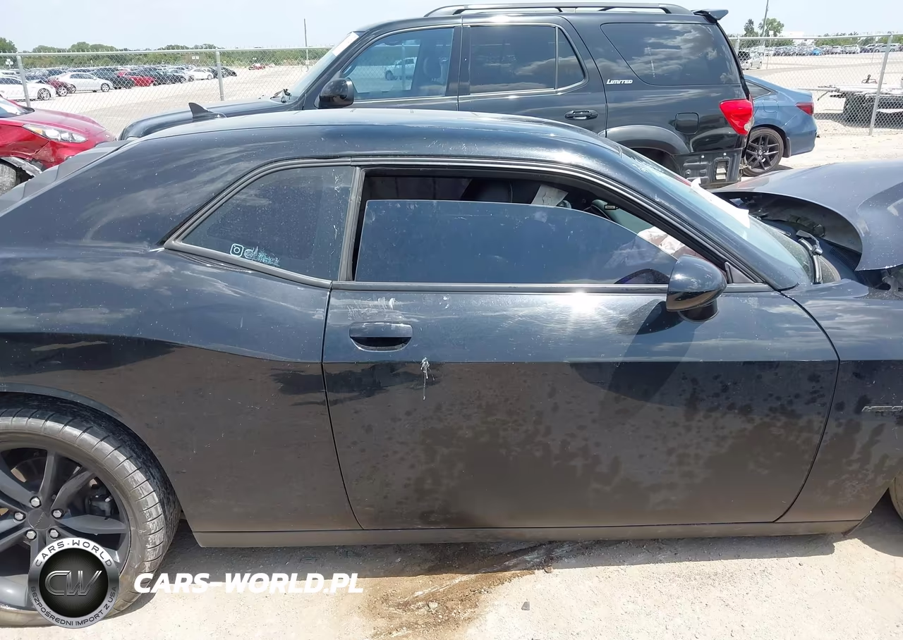2016 Dodge Challenger R-T Plus VIN:2C3CDZBT7GH218301 - 13