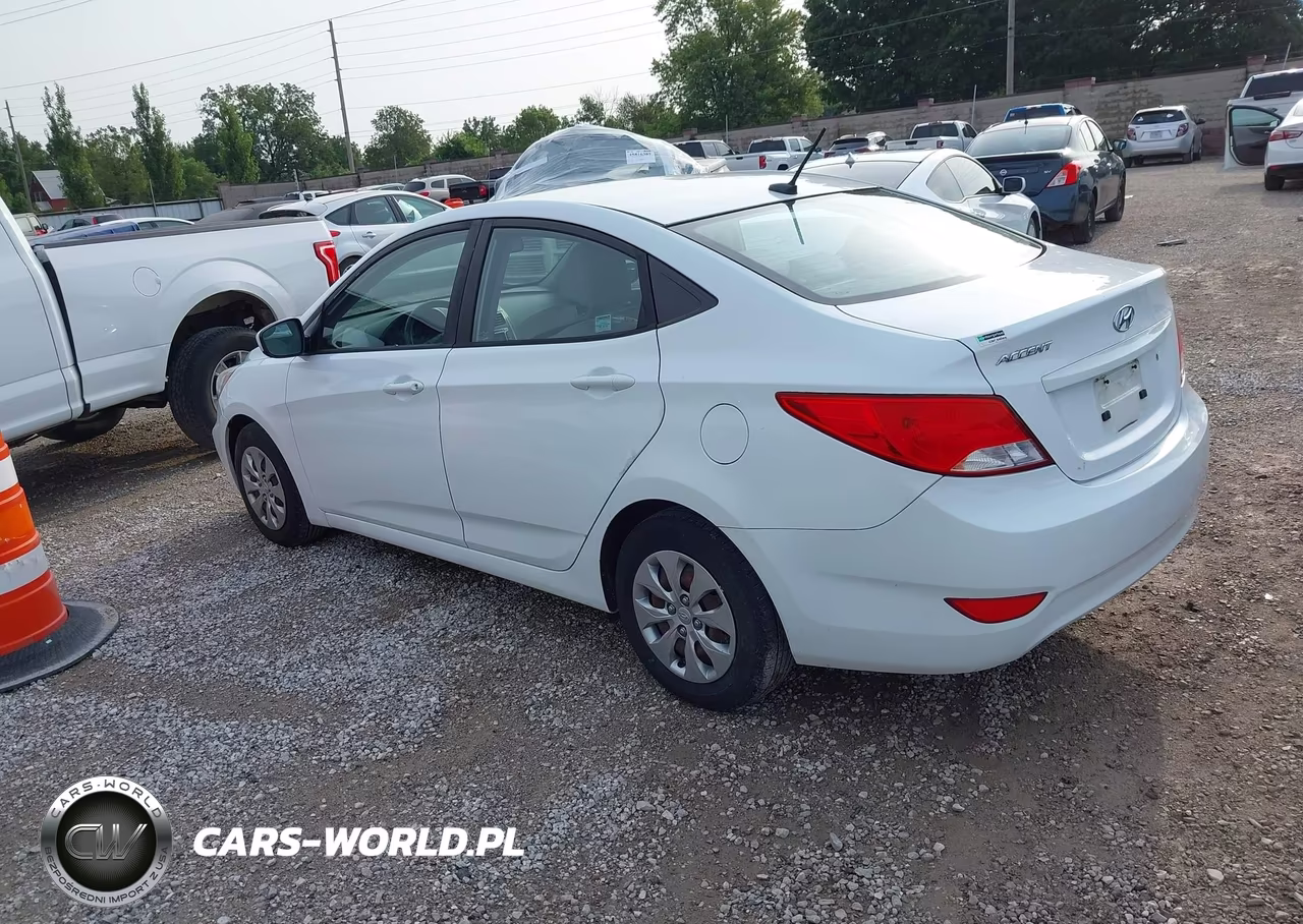 2017 Hyundai Accent Se VIN:KMHCT4AE3HU194576 - 3