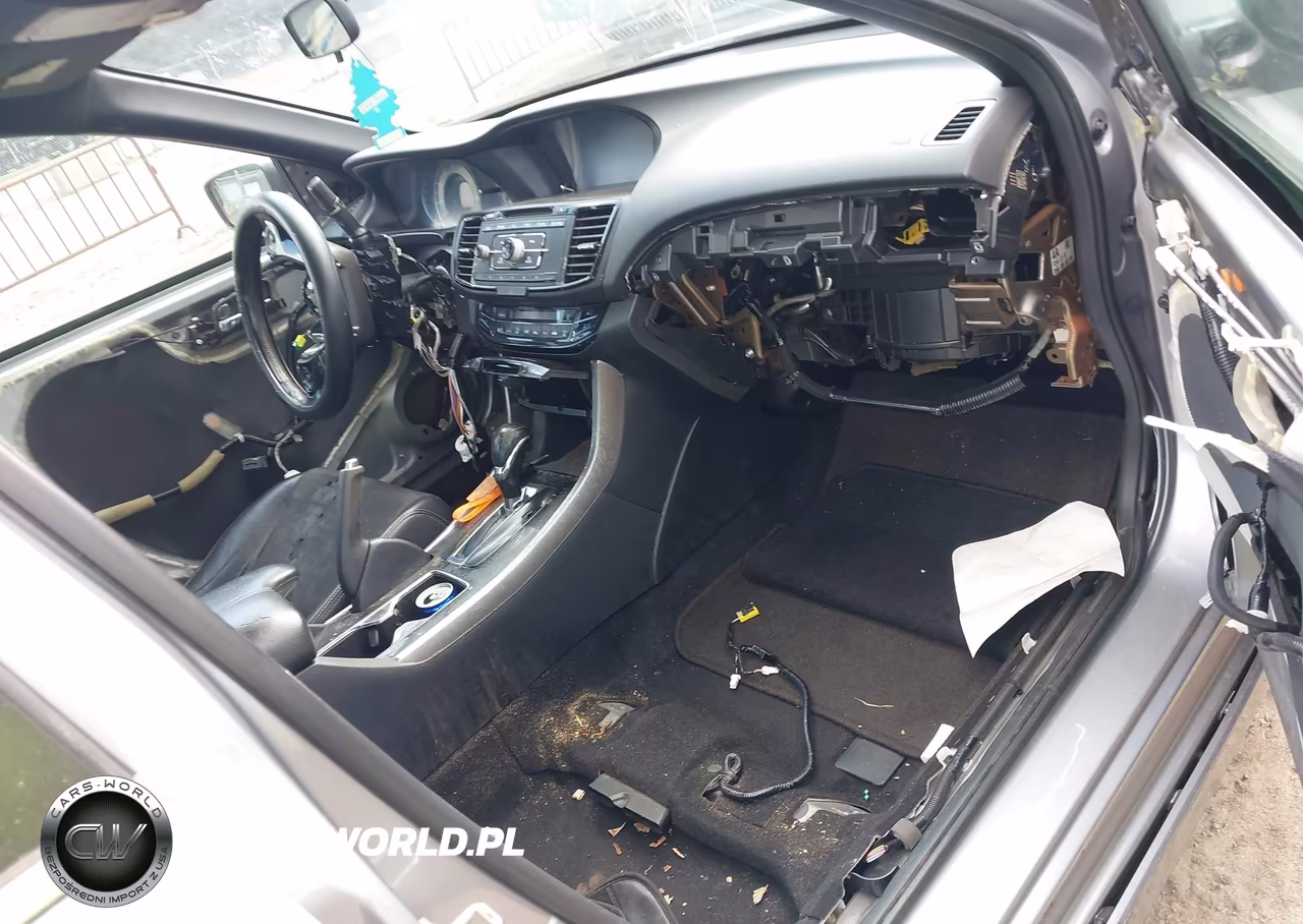 2016 Honda Accord Sport VIN:1HGCR2F52GA104349 - 5