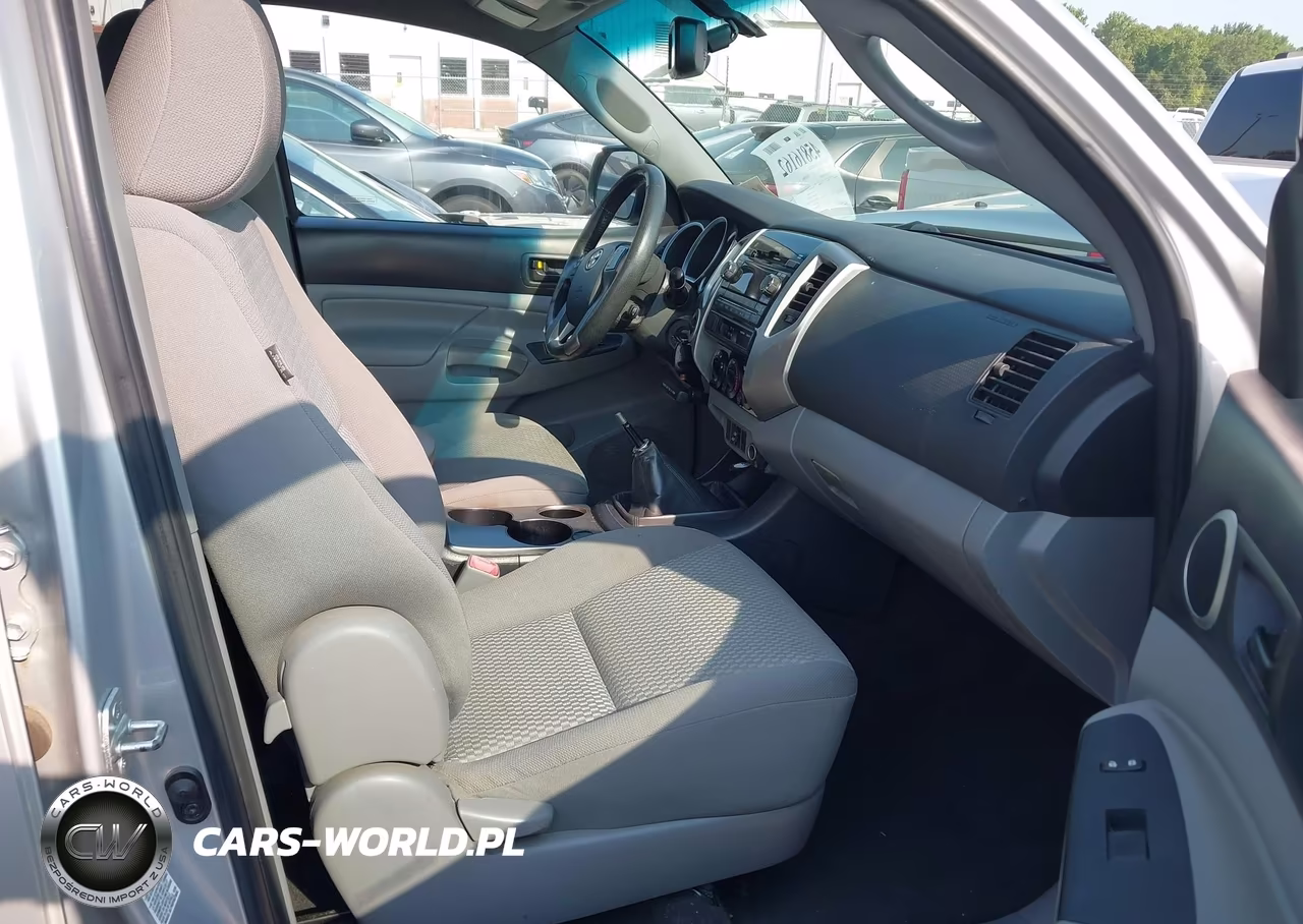 2012 Toyota Tacoma Base V6 VIN:5TFLU4EN5CX027686 - 5