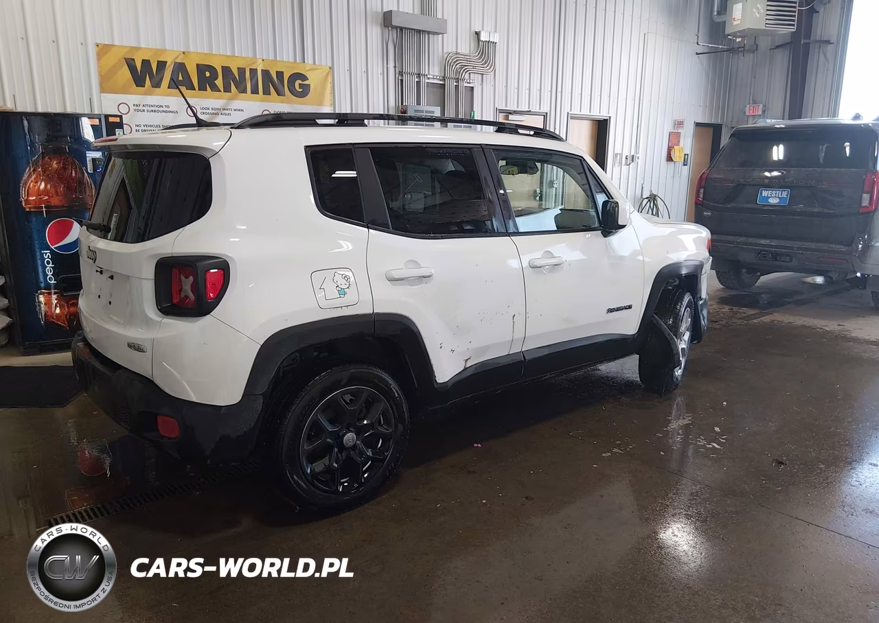 2015 Jeep Renegade Latitude VIN:ZACCJBBTXFPB40346 - 4