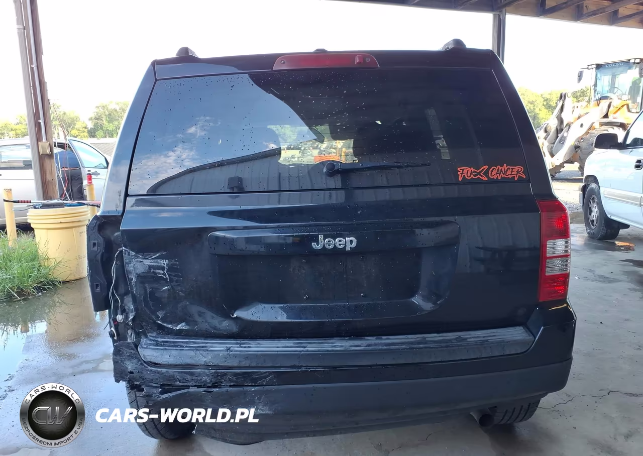 2016 Jeep Patriot Sport VIN:1C4NJPBA2GD528465 - 16