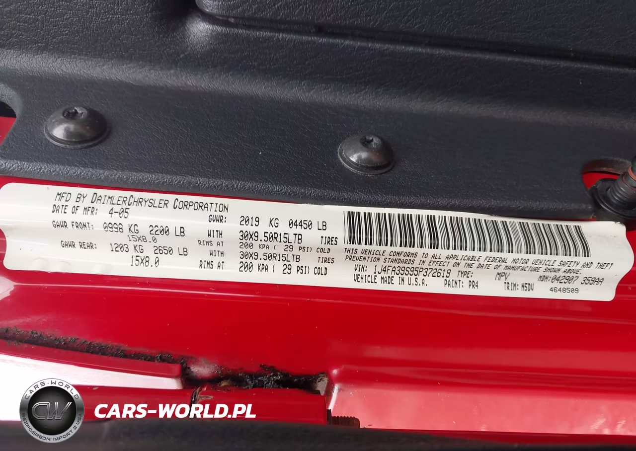 2005 Jeep Wrangler X VIN:1J4FA39S95P372619 - 9
