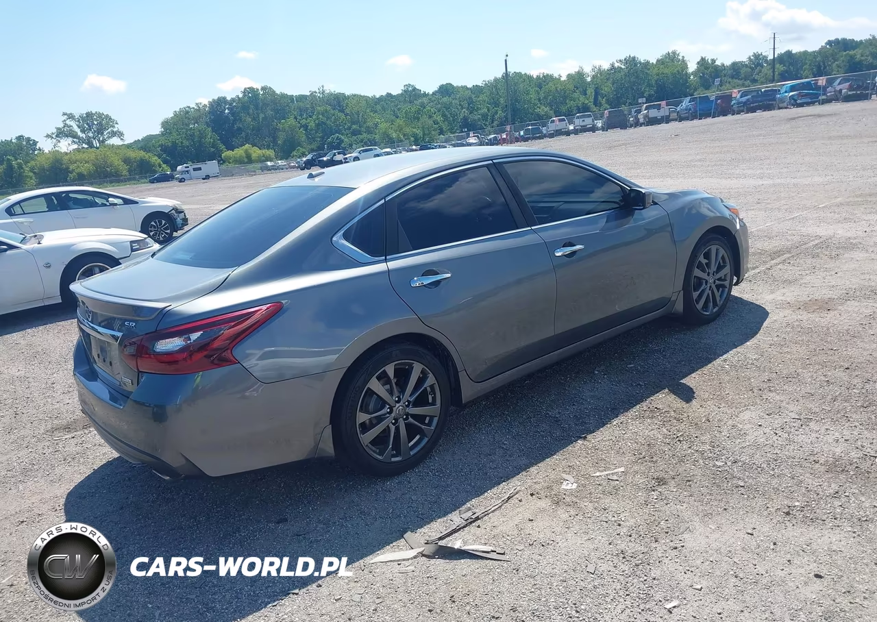 2018 Nissan Altima 2.5 Sr VIN:1N4AL3AP3JC267440 - 4
