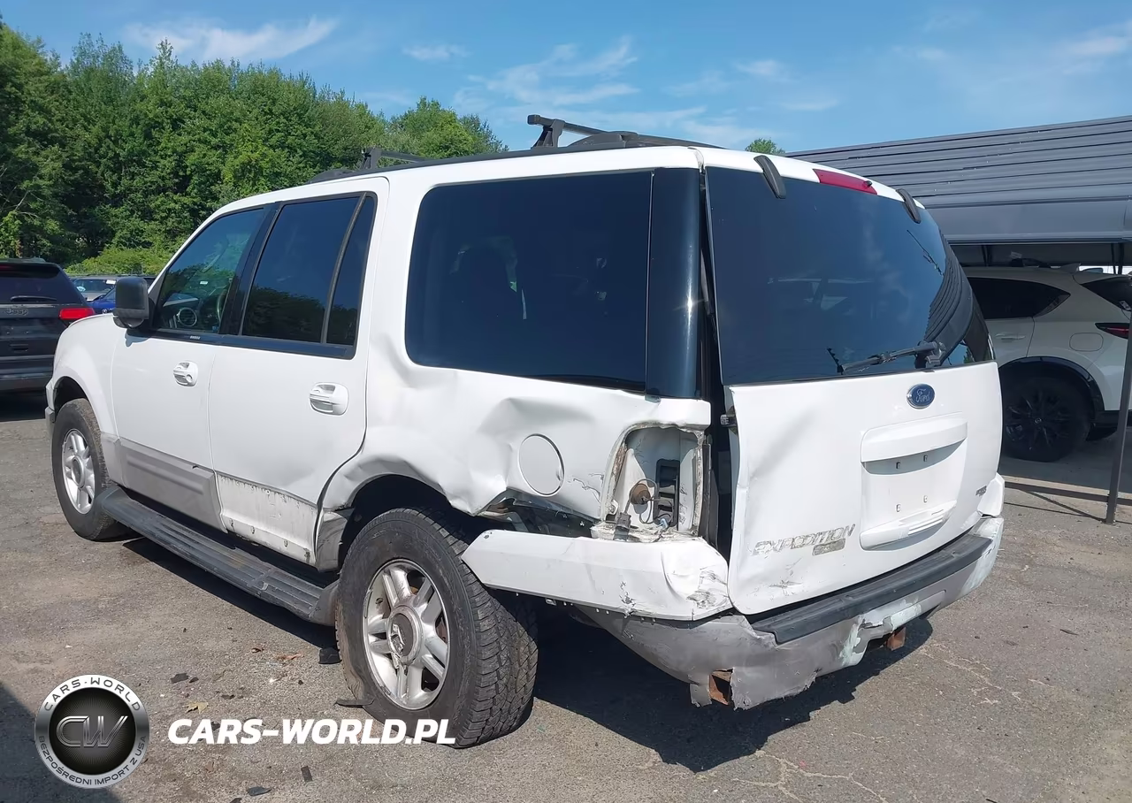 2003 Ford Expedition Xlt VIN:1FMPU16W93LA53072 - 3