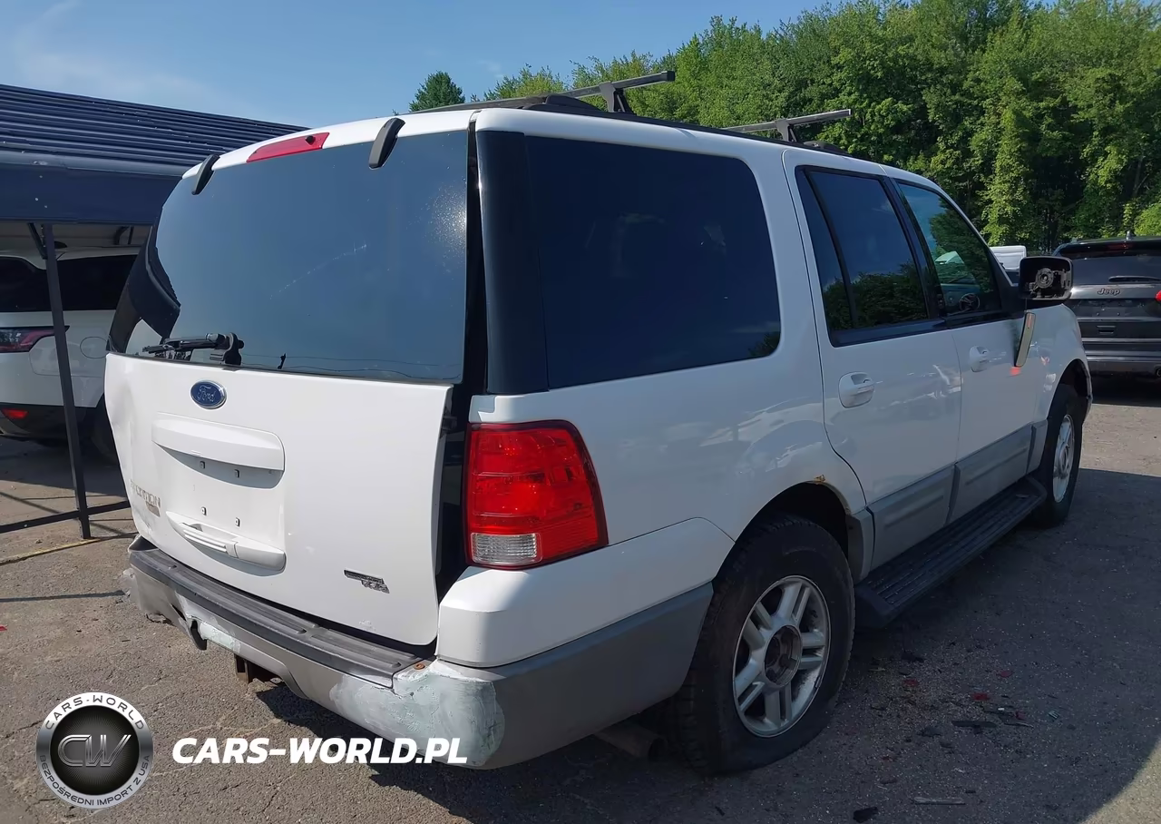 2003 Ford Expedition Xlt VIN:1FMPU16W93LA53072 - 4