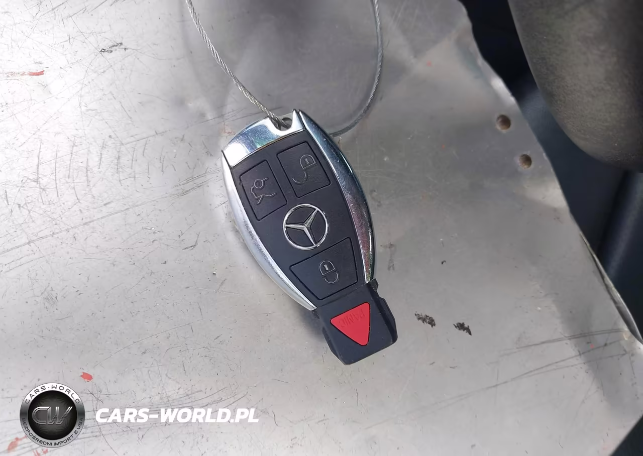 2018 Mercedes-Benz C 300 VIN:WDDWF4JB6JR412197 - 11