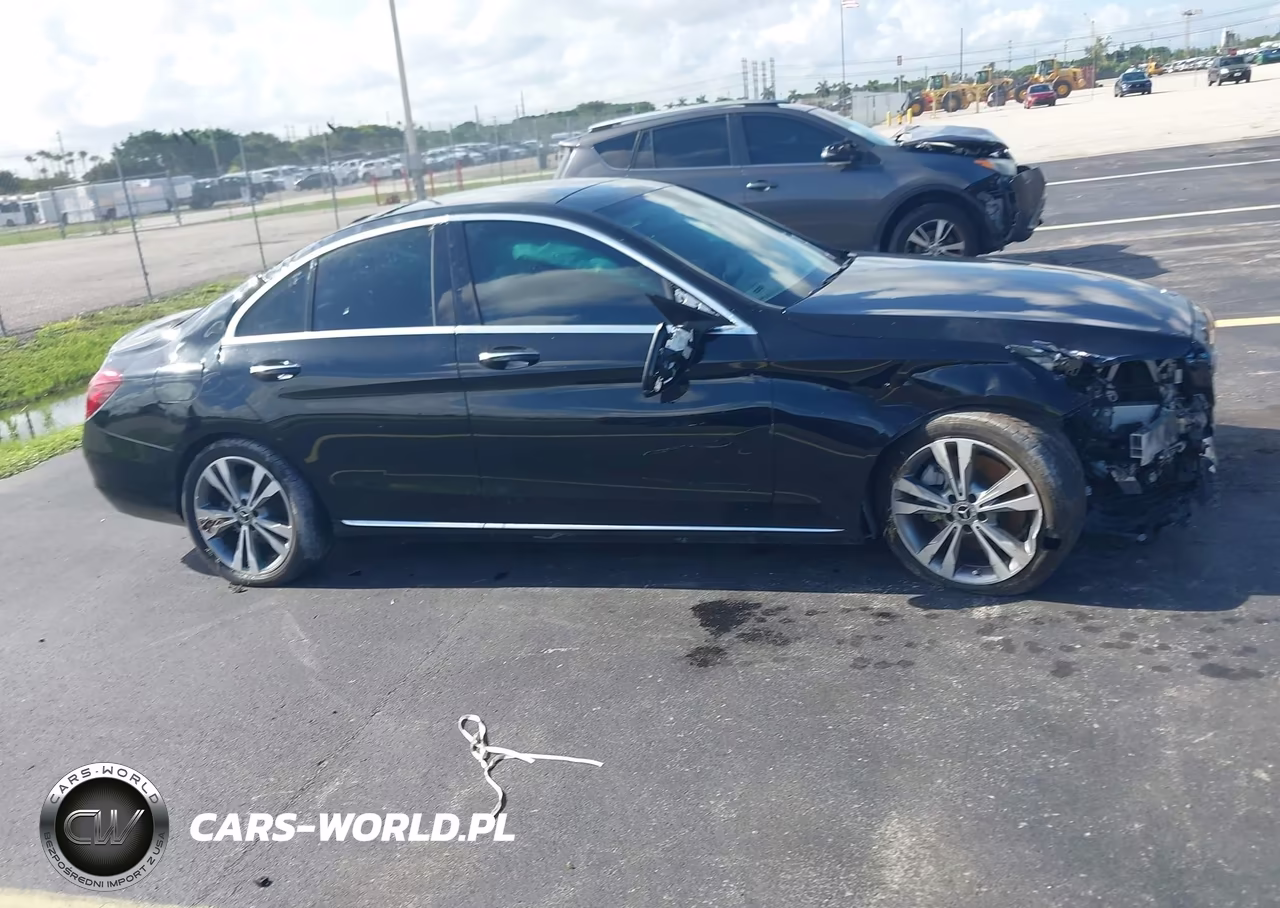 2018 Mercedes-Benz C 300 VIN:WDDWF4JB6JR412197 - 14