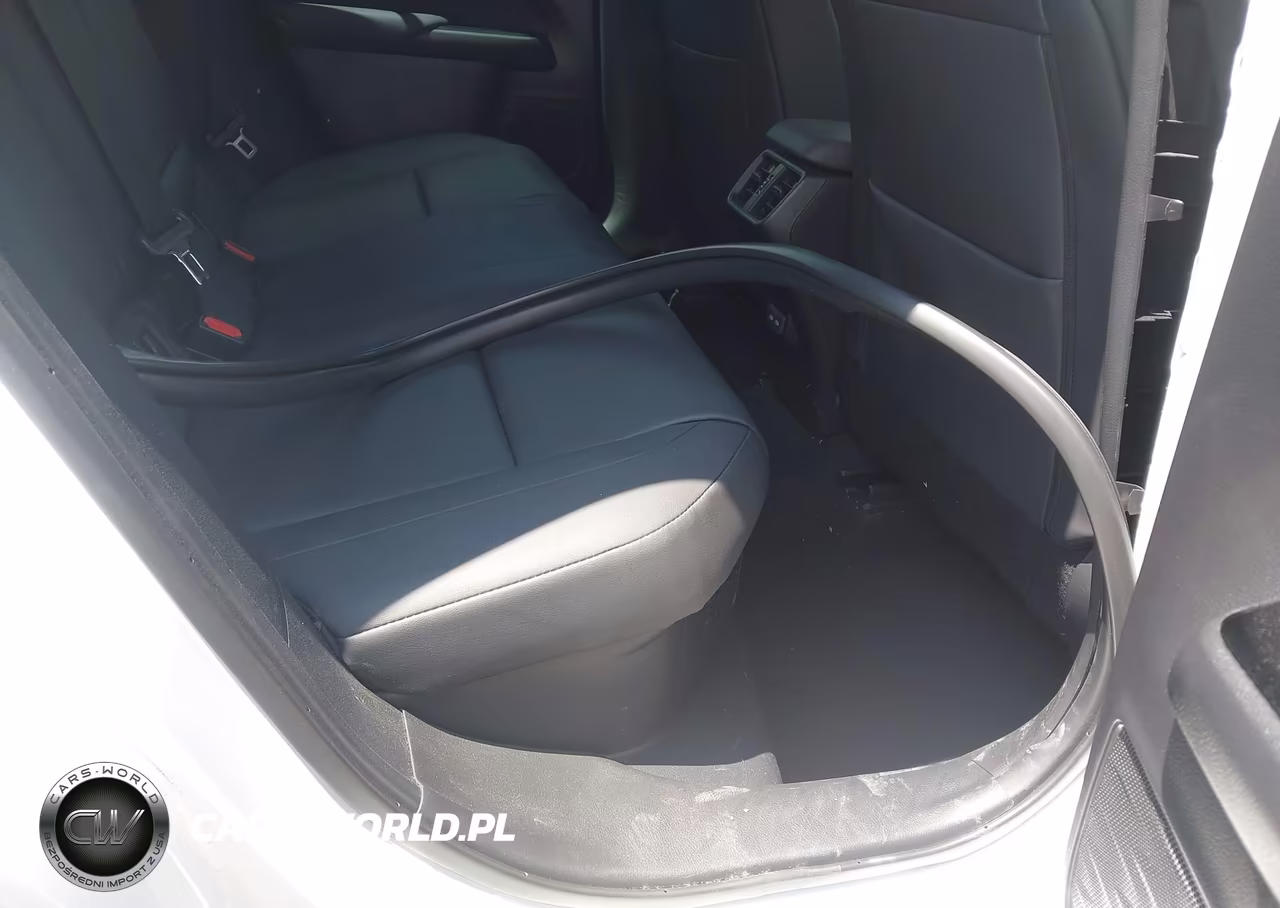 2024 Lexus Ux 250H VIN:JTHR9JBH4R2071112 - 8