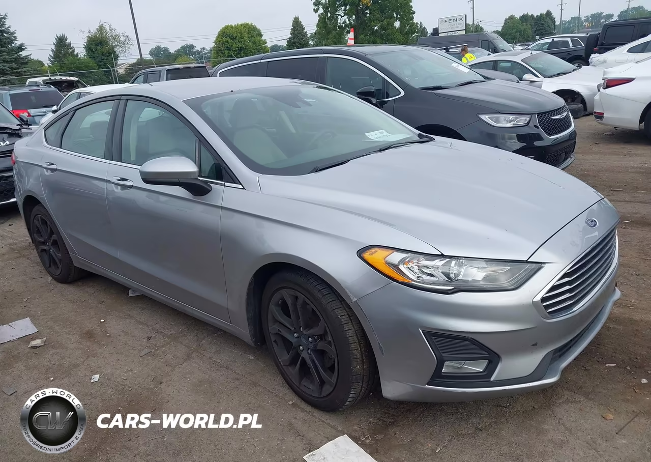 2020 Ford Fusion Se – zdjęcie 1 z 16