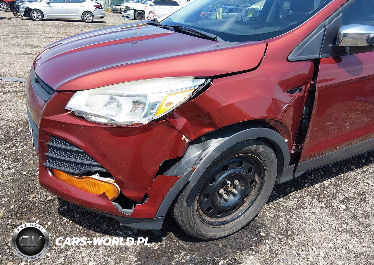 2015 Ford Escape S VIN:1FMCU0F74FUA39192 - 6