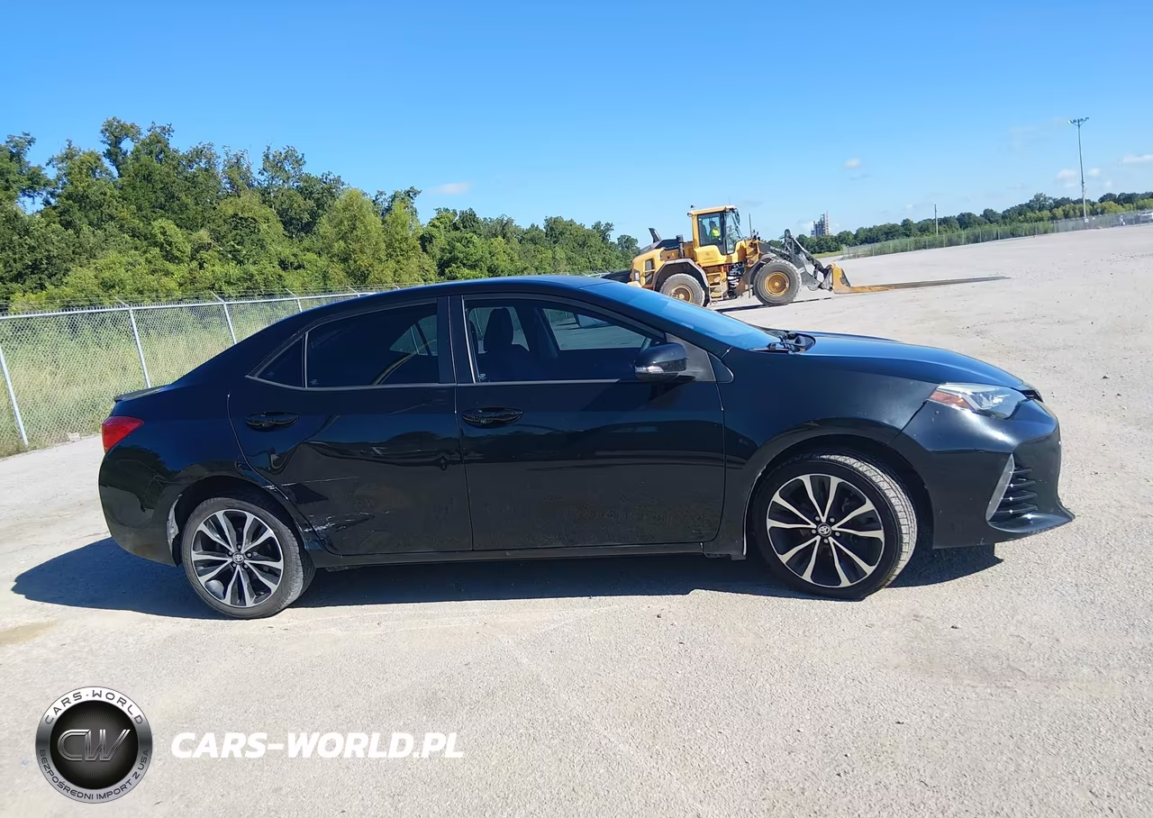 2017 Toyota Corolla Se VIN:5YFBURHE6HP590417 - 13
